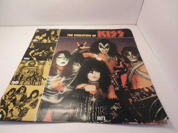 Vintage 1977 Kizz evolution booklet with never used tatoos Casablance records