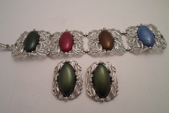 Vintage Sarah Conventry 1960's Bracelet and Clip Earrings New Old Stock Cool Mid Century Style Holiday Gift of Selfie