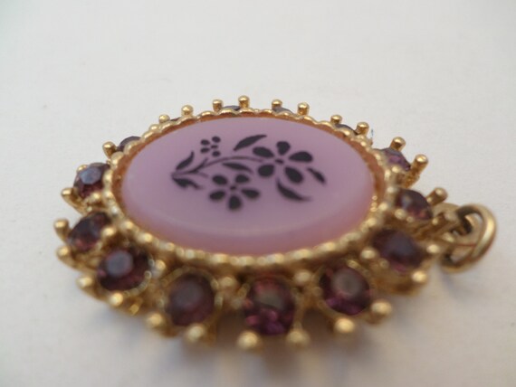 Pretty vintage orchid pendant with purple flowers 60's jewelry