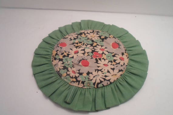 Art Deco Era Green Daisy Print 7" Hand Made Powder Puff Pot Holder Duster Hot Pad Adorable Display Use or Re purpose