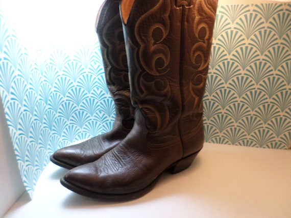 Vintage Nocona Texas Cowboy boots, Western dark Brown size 9 leather