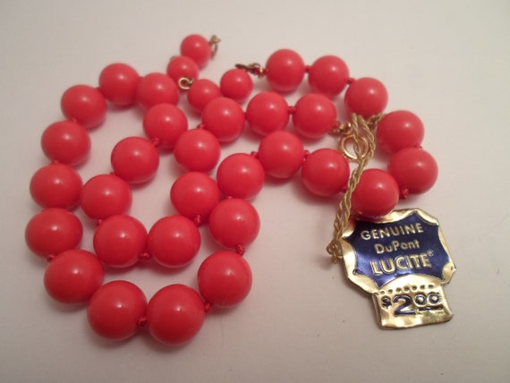 Vintage Richelieu Lucite Red Beads Original Tag Necklace Sweetheart Necklace Genuine DuPont Lucite