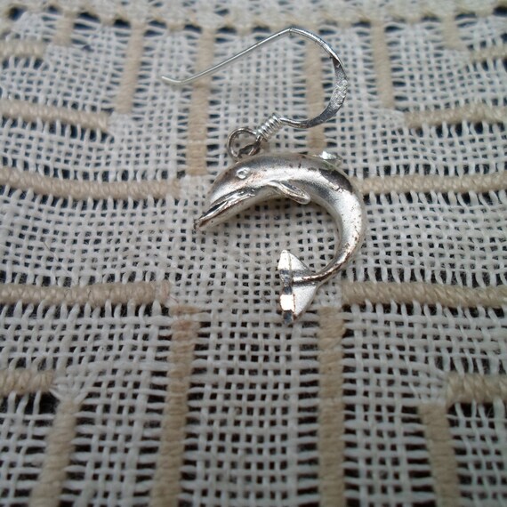 Vintage Sterling Silver Single Dolphin Earring nice detail