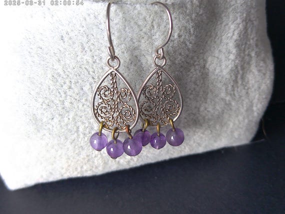 Lovely Vintage 1990's Sterling Silver and Amethyst dangle drop earrings. excellent condition boho chic