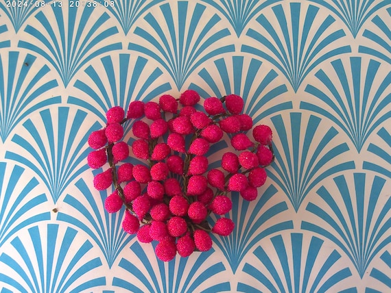 Vintage 1940's sugar berry brooch in hot vibrant pink mint condition