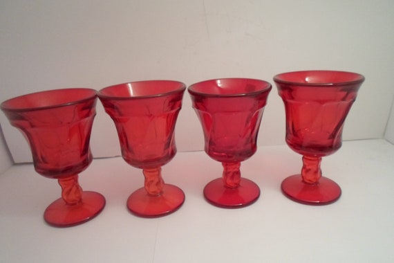 Vintage Set of 4 Viking Colonial  Red Wine or Cordial Stemware Glasses Cottage Cabin Chic