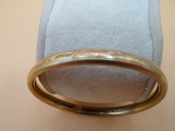 Vintage Antique Baby Child Engraved Victorian Bangle Bracelet Light Goldplate 2" Diameter Very Good no safety