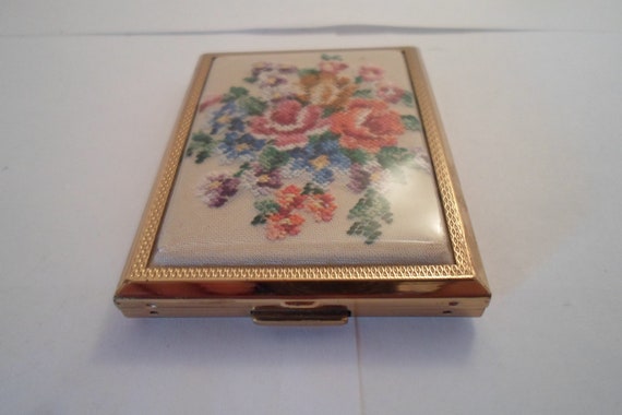 Antique Vintage Compact Signed K I G U of London Petite Needlepoint Cover Rare Push lock Clasp Kiashek Family of London Company