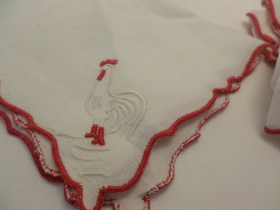 6 pc vintage farmhouse country cloth cotton napkins embossed chicked red & white