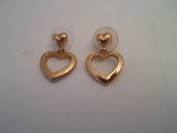 Vintage Floating Heart Style Earrings Double Heart Drop Pierced Chic Adorable Unusual Find