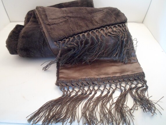Antique Art Deco Long Wrap Scarf with hand tied Fringe Long napped Velvet Wonderful Grey Color 95" long hard to find