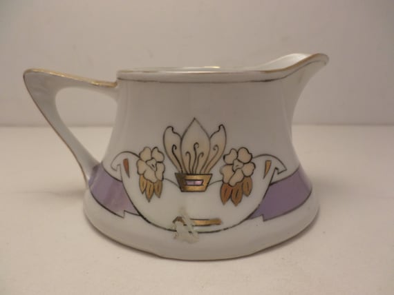 Antique Art Nouveau creamer Z. S. & C. Bavaria gold leaf Lustre