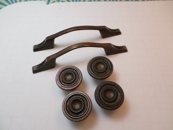 vintage 50's cabinet pulls and knobs, copper Mid-Century 6 pc