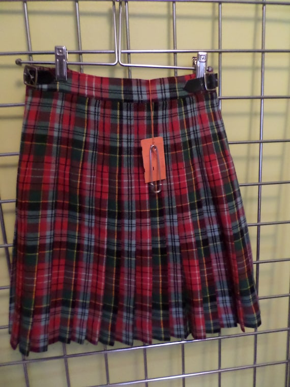 Vintage 50's NWT Bonwit Teller childs 10 kilt plaid made in England