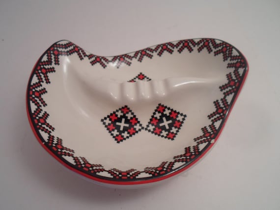 Vintage Ukrainian Pottery Trinket Tray Ash Tray Ethnic Asymmetrical Pattern European