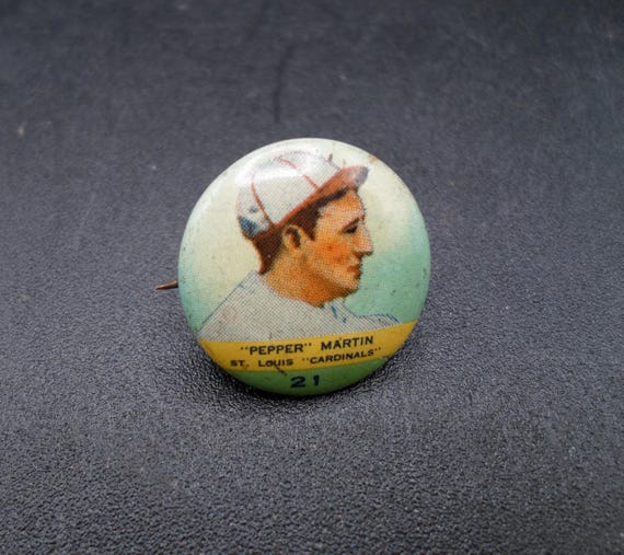 Pepper Martin St Louis Cardinals 1932 Pinback Button Orbit Gum