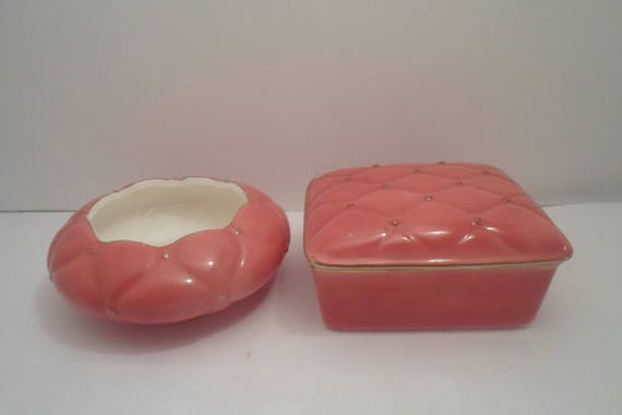Antique 2 Piece Dresser Set Dusty Rose Tufted Goldcrest Bone China Pin Tray Covered Trinket Ring Box Powder Box 2"