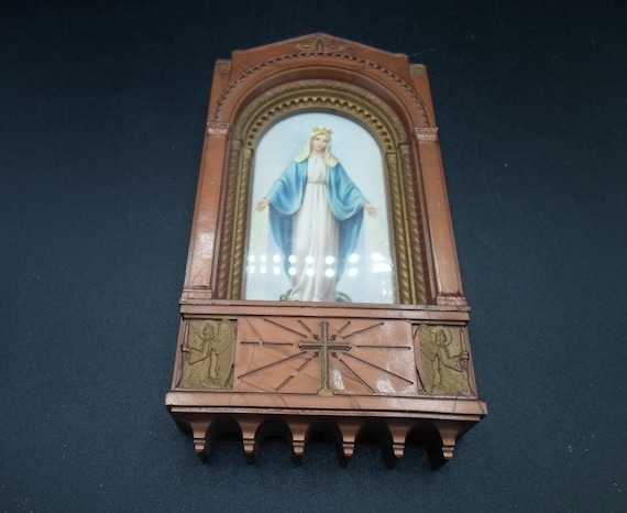 Vintage Blessed Mother Mary Madonna Holy Waterfront Hard Plastic 1950's 60's