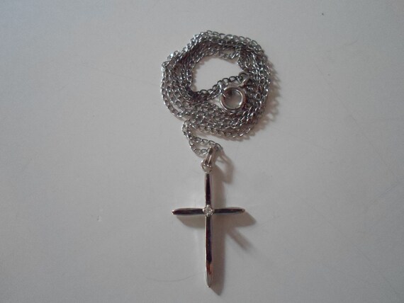 Vintage Sterling Silver Mini Cross and 18" Chain Danty Diamond 1960's