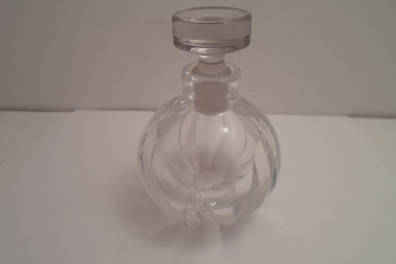 Vintage Crystal Perfume VanityBottle Ground Stopper Stunning Design Heavy Fabulous