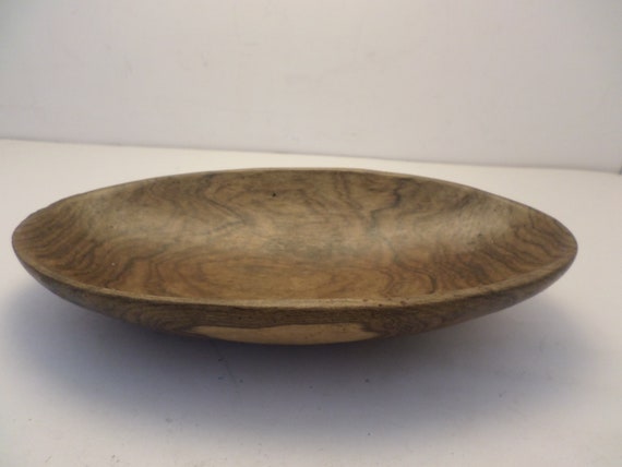 Beautiful Vintage hand carved olivewood bowl 60's folk art