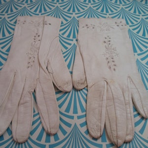 Vintage Leather Women&#39;s Wrist Gloves 8&quot;Kid Leather Delicate Embroidery