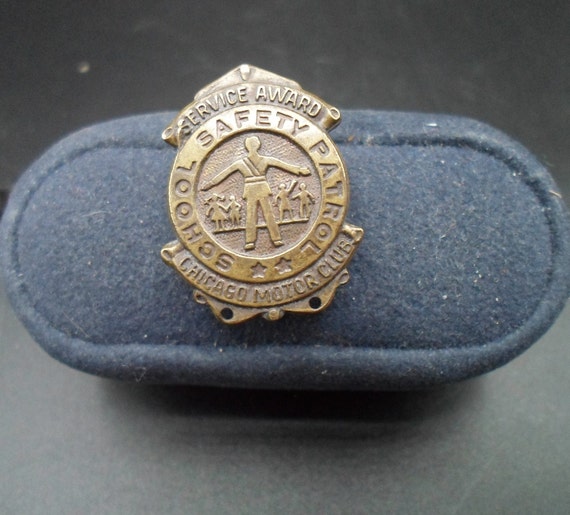 Vintage Chicago Motor Club Patrol Pin School Crossing Guard Award Patrol Boy Girl 1950's