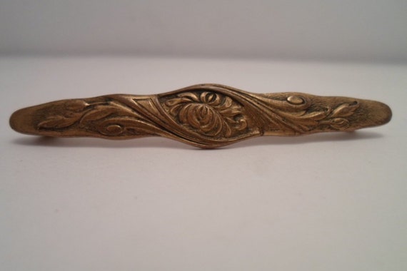 Antique Art Nouveau Etched Brass Bar Pin Brooch Scarf Lapel Pin Beautiful Flowers Vines Leaves Chic Vintage