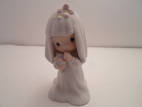Vintage Precious Moments Figure Wedding Bride Holding Flowers 1983 Samuel Butcher Artist Design Adorable Signed