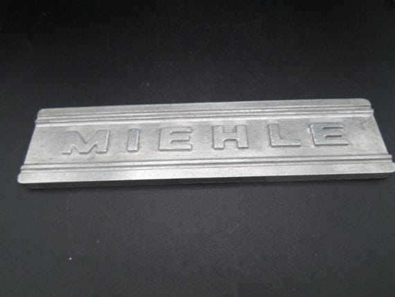Vintage Miehle Printing Press Sign Cast Aluminum Plate Nice Desk Decor Cute mancave.