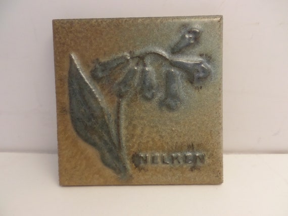 Vintage Nelken Clove 3" tile Made in Germany 18 so sweet