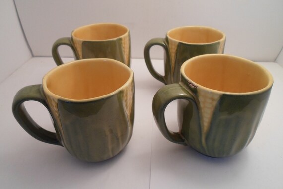 Shawnee Corn King USA Pottery 4 Mugs 3.50" Beautiful Glaze Marked on Bottom Farm to Table Cottage Farmhouse chic Coco Coffee Tea