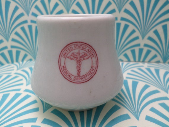 United States Medical Department ceramic creamer Sterling China Company Vetrified