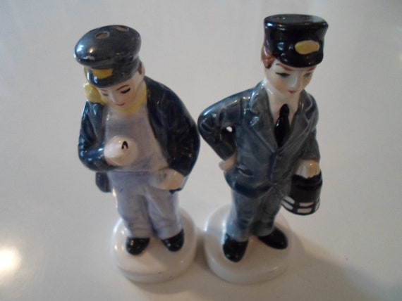 Vintage Railroad Train Salt and Pepper Shakers 4" Engineer and Conductor  Japan Org.Sticker