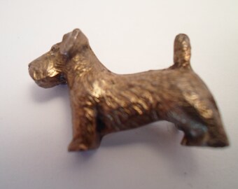 Vintage Scottie Dog Pin Brooch Adorable Detailed Figure Pets Puppy Scottish Terrier