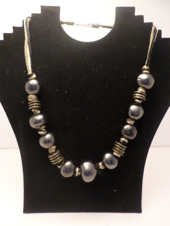 fabulous 90s big hemitite bead necklace metallic silver beads
