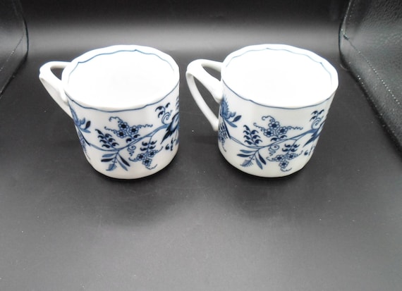Vintage 2 Blue Danube Mugs Cups Scalloped Top Beautiful Color Marked Classic Beauty
