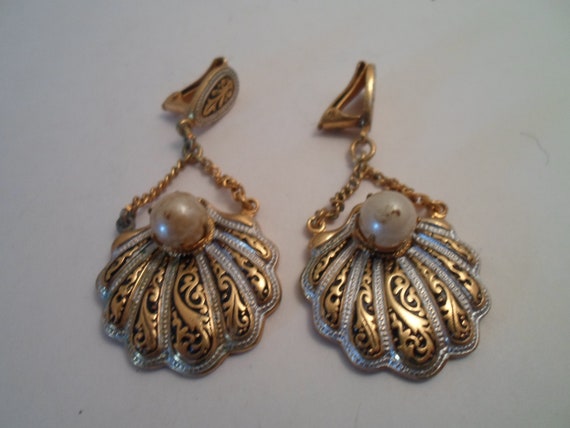 Vintage Damascene Boho Ethnic Design Earrings 1960's Double chain drop fabulous clip on