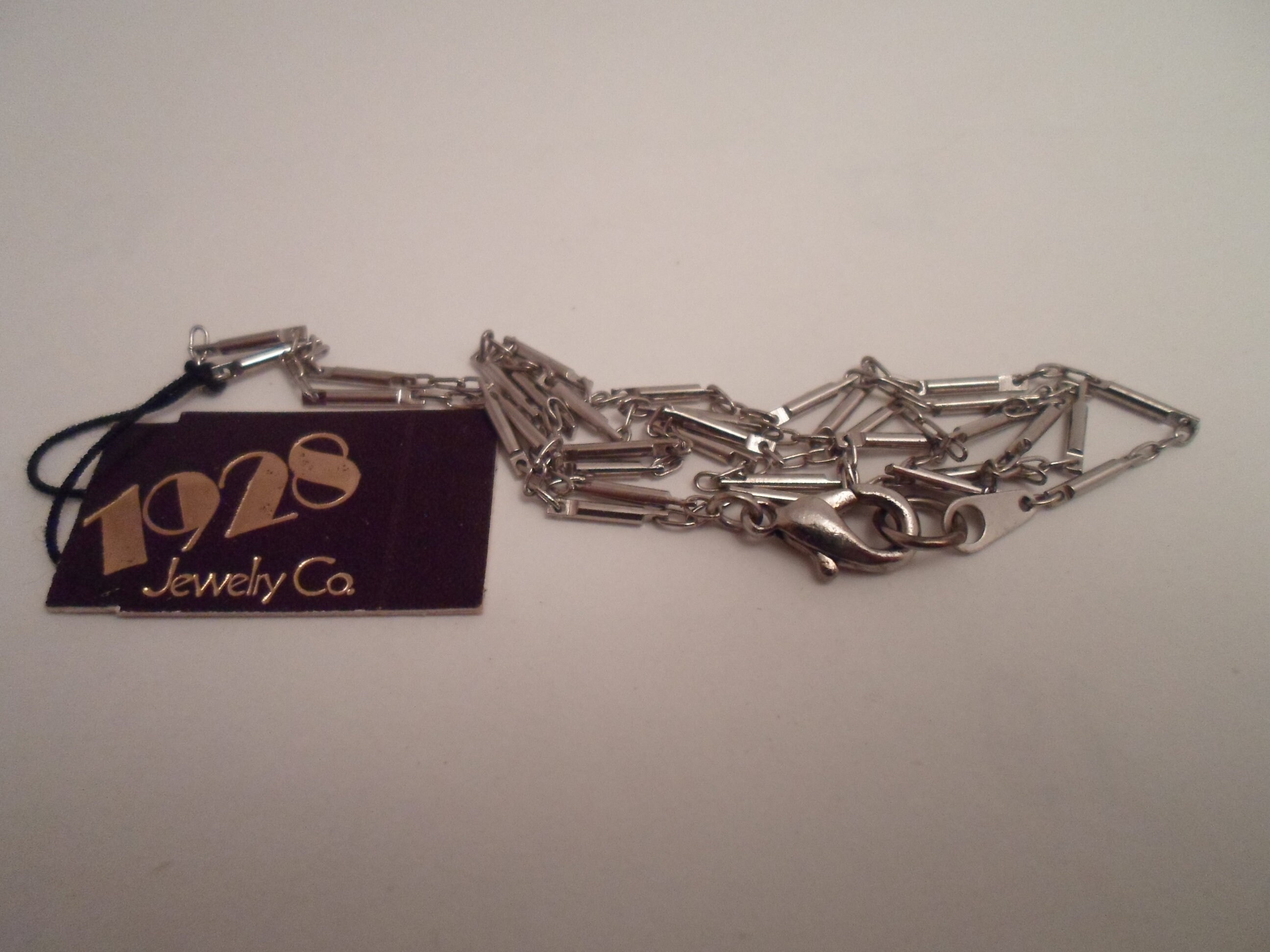 Vintage Original Tag 1928 Jewelry Co Delicate Chain Silver tone Unusual