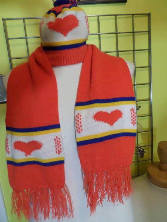 80's vintage child's hat and scarf orange yellow blue heart