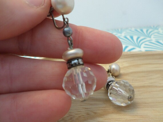 Vintage screw back earrings crystal ball and pear… - image 4