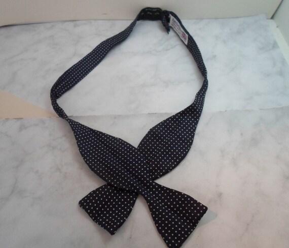 Vintage Bow Tie Cable Car Clothiers Robert Kirk Ltd San Francisco British Store 1990's