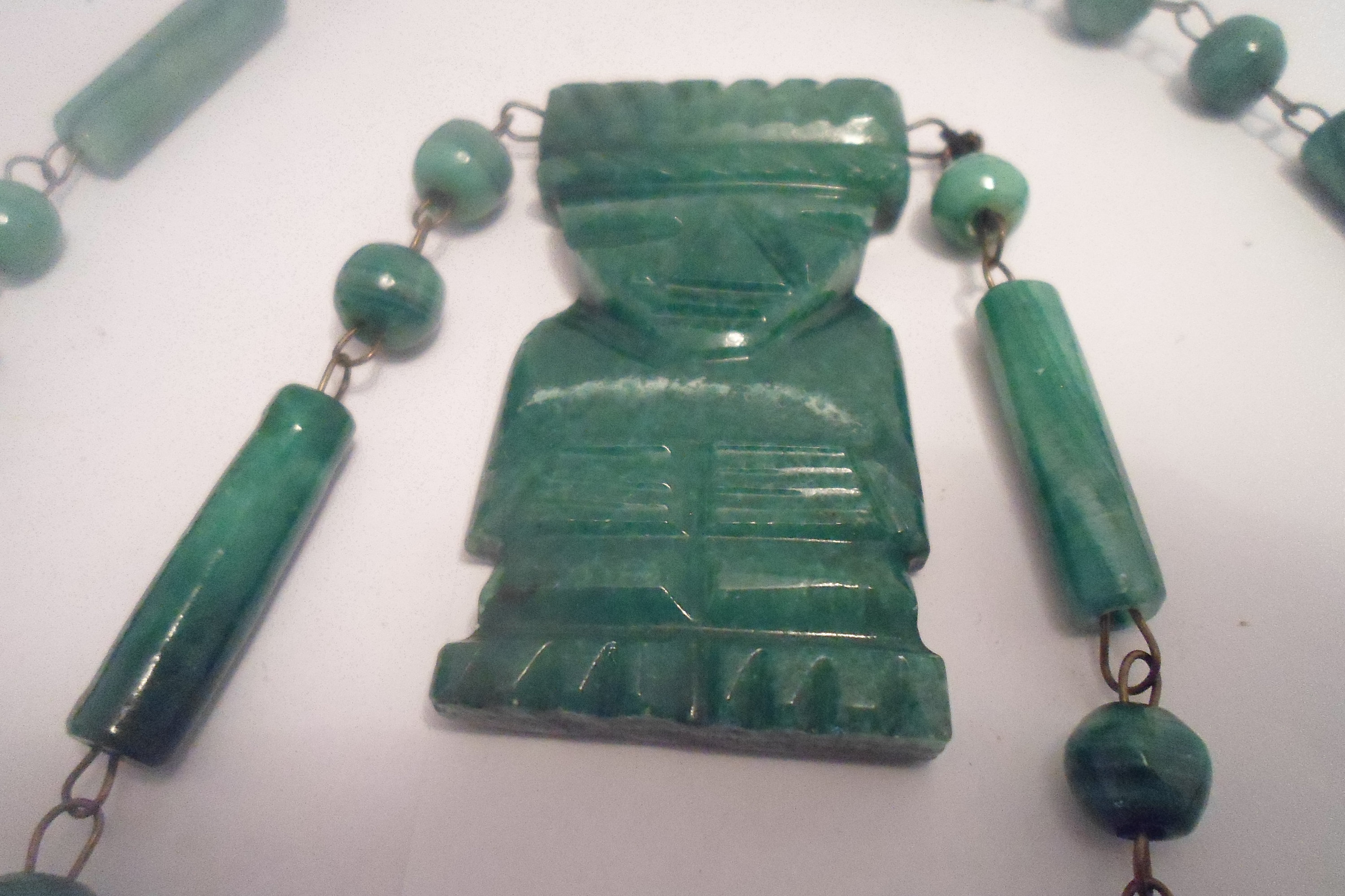 Vintage Art Deco Carved Onyx Necklace