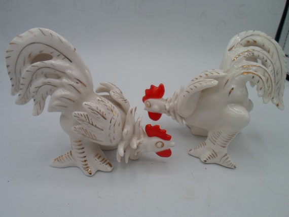 Vintage Pair Fighting Roosters Cocks Figurines Detailed Spurs and Feathers