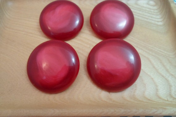 Vintage 4 Buttons Cherry Pearlized Shaded 1.50" Mid Century 1950's