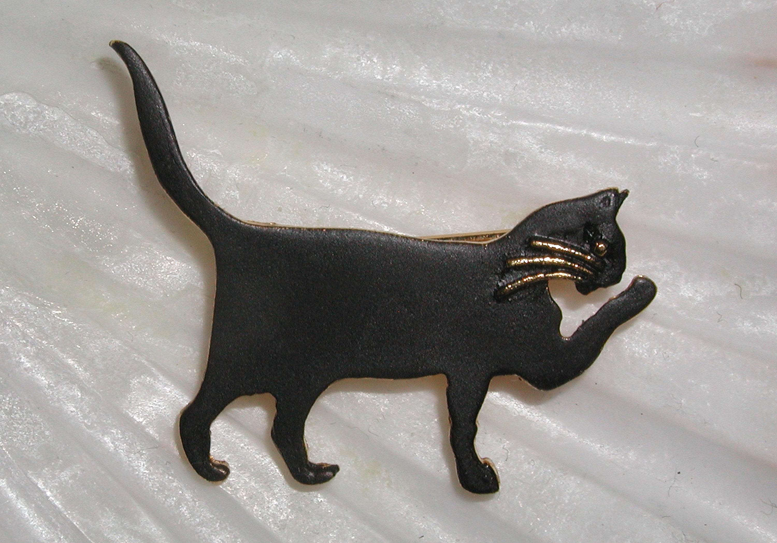 Vintage Crane Brooch - Etsy
