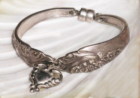 Fabulous Vintage Ornate Floral Antique Silver Pla… - image 1