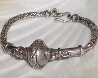 Fabulous Vintage Bali Sterling Silver Large Ball Bead Thick Woven Wheat Chain Hook Bracelet