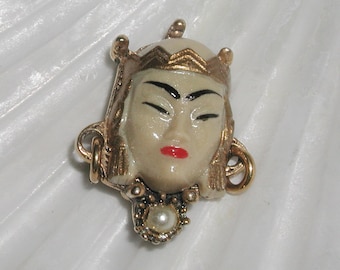 Perfectly Fabulous Vintage Art Deco SELRO Selini Thai Princess With Gold Metal Hoop Earrings Brooch Pin