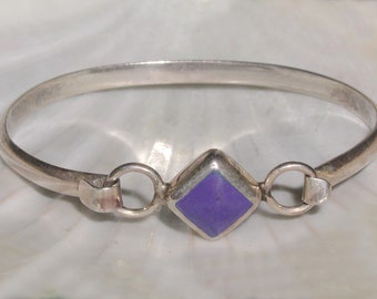 Beautiful Vintage Diamond Shaped Blue Lapis Signed TAXCO MEXICO 925 Sterling Silver Hook & Eye Bangle Bracelet